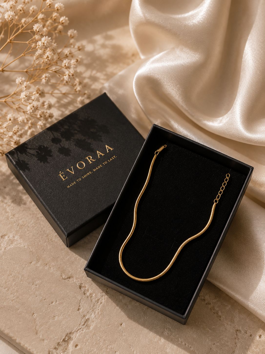 ÉVORAA Luna Snake Chain ✨
