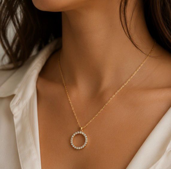 EVORAA Halo Necklace