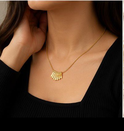 EVORAA Cascade Gold Necklace