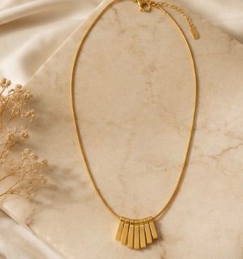 EVORAA Cascade Gold Necklace
